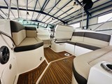 Sea Ray 260 Sundancer Cockpit